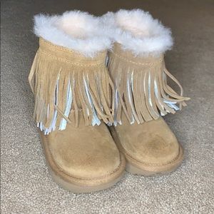 Chestnut fringe Ugg Boot